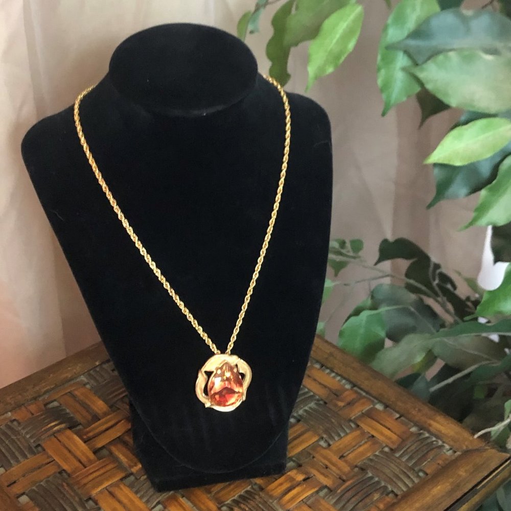Vintage Golden Necklace with Coral Gem Pendant